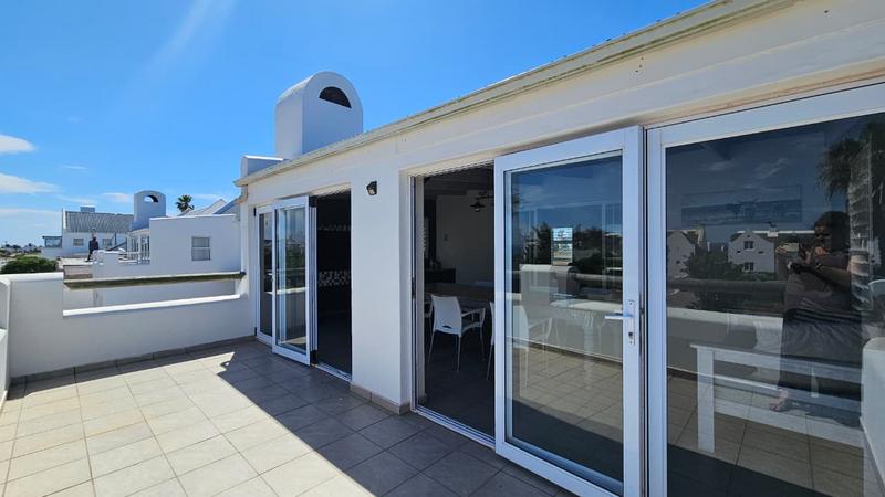 4 Bedroom Property for Sale in Lampiesbaai Western Cape